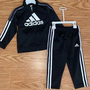 ✨Black 2 piece adidas tracksuit toddler